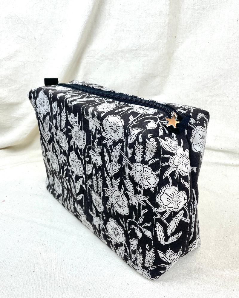 Grande trousse de toilette noire