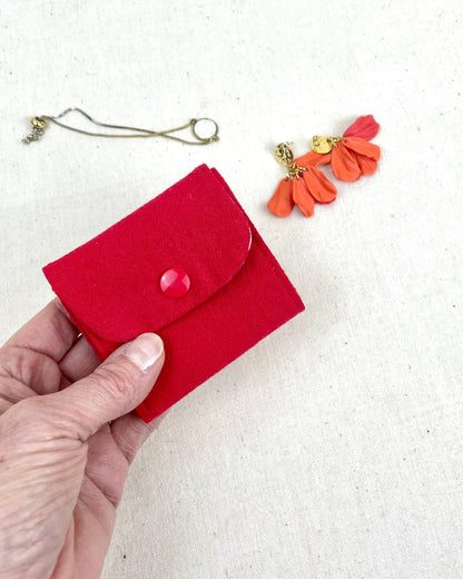 Mini trousse à bijoux rouge