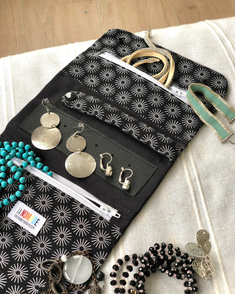 Trousse à bijoux de voyaege noire
