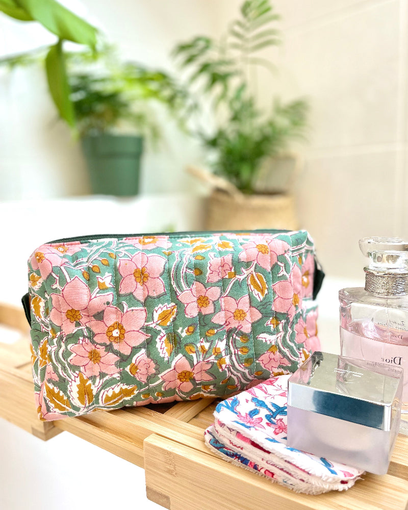 Trousse de toilette format moyen doublée